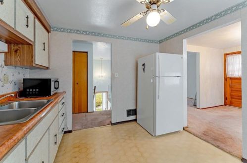 407 Mower Dr, Pittsburgh PA 15239-1750 exterior