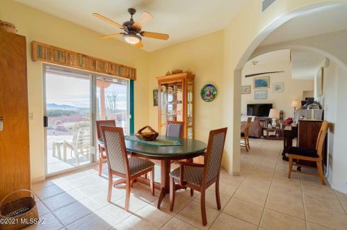 917 Placita Hermosura, Green Valley AZ 85614-4769 exterior