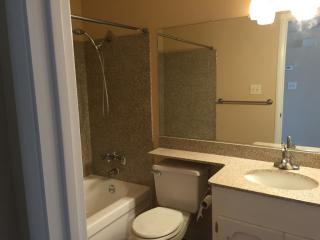 1316 Oak Terrace Ct, Sacramento CA  95825-3602 exterior