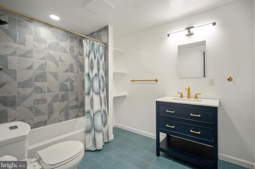 11822 Gordon Rd, Silver Spring MD  20904-2818 exterior