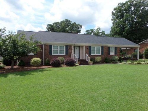 151 Princess Dr, Goldsboro, NC 27530-8801