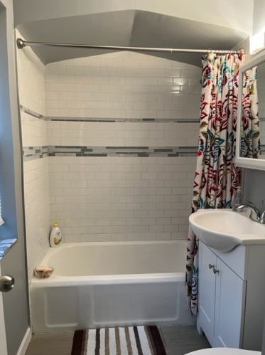 1204 90th St, Chicago IL 60619-7811 exterior