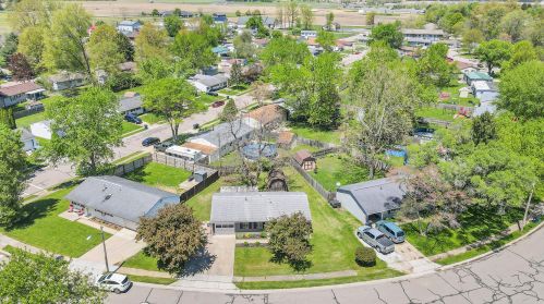 1064 Kelly Dr, Hebron OH 43025-9505 exterior