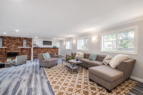 1374 26th Ave, Saint Paul MN  55112-6315 exterior