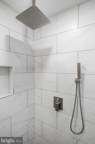 2418 4th St, Philadelphia PA  19148-3905 exterior