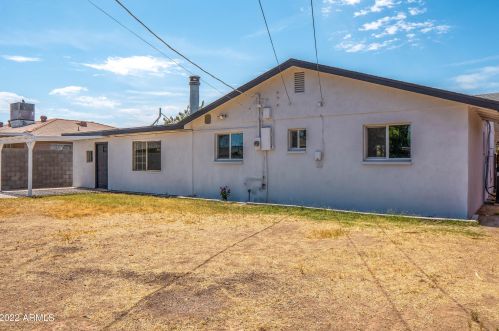 3426 Elm St, Phoenix AZ 85033-1039 exterior