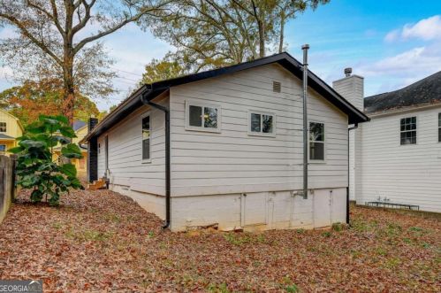 155 Hemphill School Rd, Atlanta GA  30331-1621 exterior