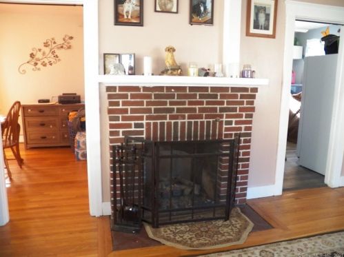 29 Spg St, Killingly CT  06239-2833 exterior