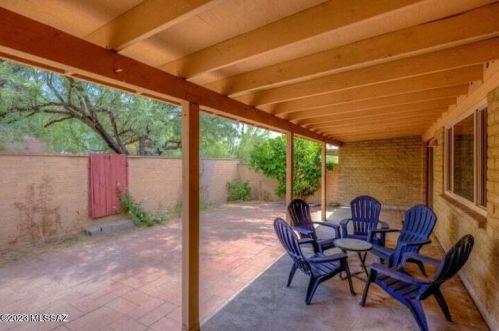 10 Madrid Dr, Tucson AZ  85704-6410 exterior