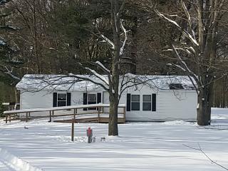 2077 Simonelli Rd, Meskegon, MI 49445-8603