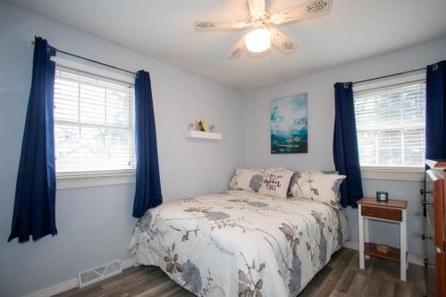 2561 Montgomery St, Gary IN 46403-2068 exterior