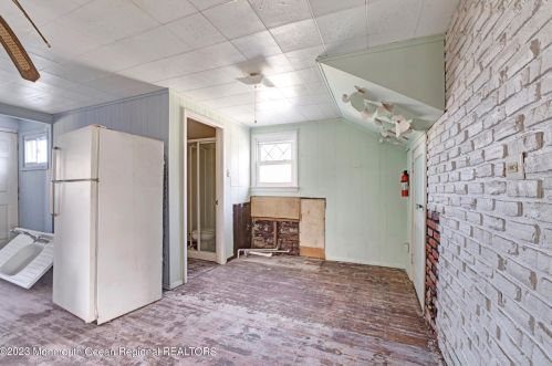 302 4 Ave, Belmar NJ 07719-2155 exterior