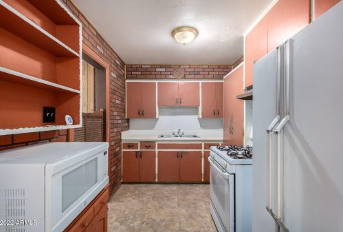 10236 15 Dr, Phoenix AZ 85027-4201 exterior