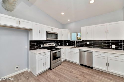 723 12th Ave, Phoenix AZ  85007-2325 exterior