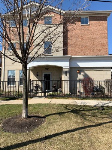 4662 Lamon Ave, Chicago, IL 45740-2033