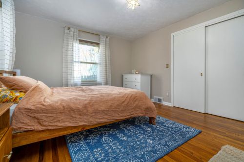 2318 Frederick Ave, Kalamazoo MI  49008-1625 exterior