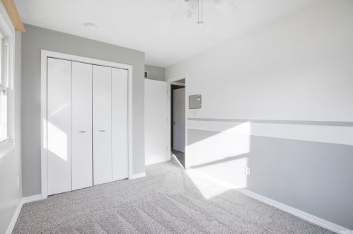 1901 Division St, Mishawaka IN 46545-6201 exterior