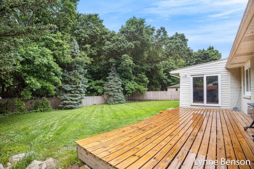 2942 Chamberlain Ave, Grand Rapids MI 49508-2616 exterior