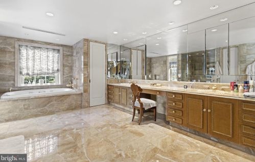 3005 45th St, Washington DC 20016-3528 exterior