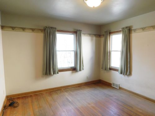 2218 37, Milwaukee WI 53215-2314 exterior