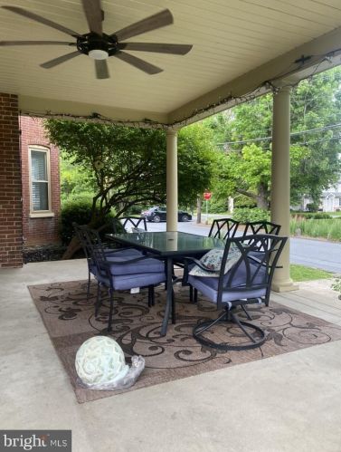 2008 Marietta Ave, Lancaster PA 17603-2354 exterior