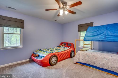 151 Autumn Ct, Huntingtown MD 20639-3400 exterior