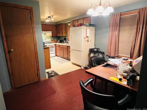 138 Prospect Ave, Killingly CT 06239-2757 exterior