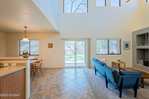 3121 Placita Agua Caliente, Tucson AZ  85712-1251 exterior