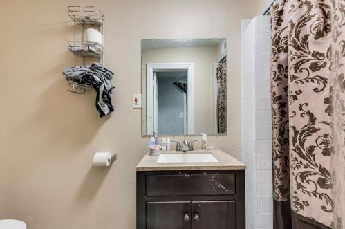 11540 Desdemona Dr, Dallas TX 75228-3207 exterior