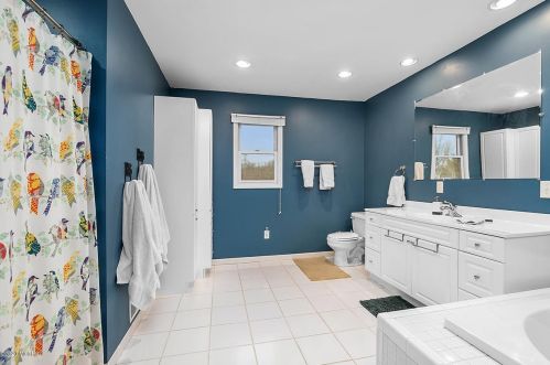 2730 60 St, Fennville MI 49408-9414 exterior