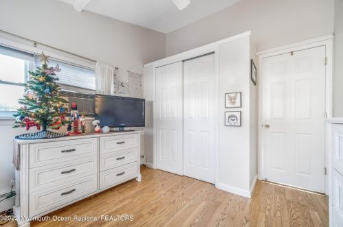 1412 Tamiami Rd, Lacey NJ 08731-5038 exterior