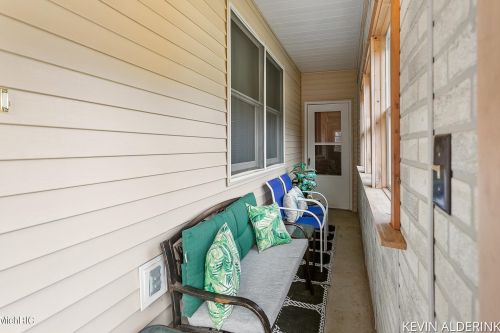 1892 56th St, Fennville MI 49408-8508 exterior