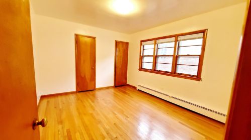 3037 Austin Ave, Chicago IL 60638-1418 exterior