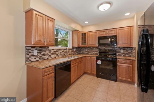 205 California Trl, Browns Mills NJ  08015-5641 exterior