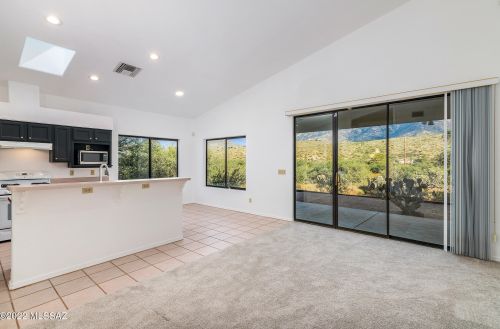 15595 Lago Del Oro Pkwy, Tucson AZ 85739-9568 exterior