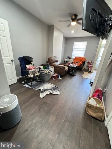 3140 Aramingo Ave, Philadelphia PA 19134-4516 exterior