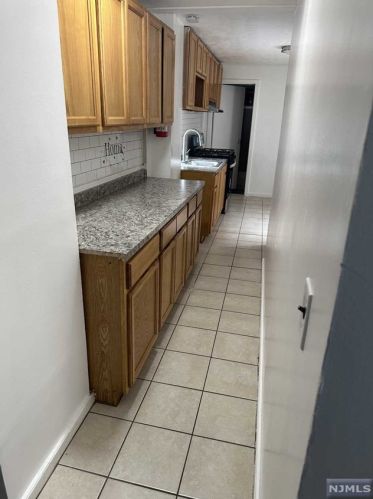 166 16th Ave, Paterson NJ  07501-2329 exterior