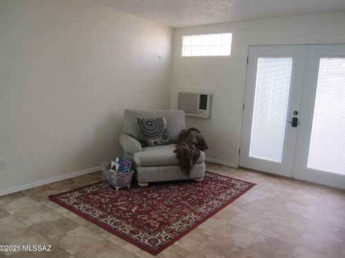 735 Abrego Dr, Green Valley AZ 85614-3637 exterior