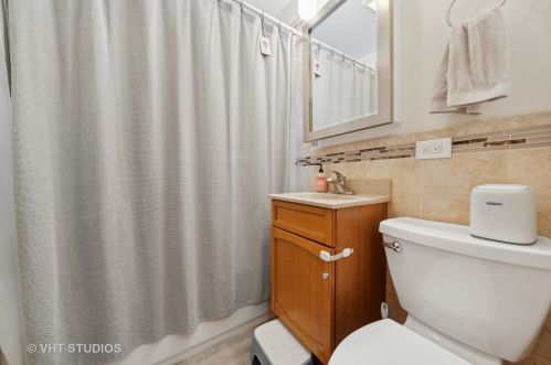 5548 Melvina Ave, Chicago IL  60638-2622 exterior