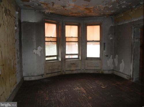 3311 16th St, Philadelphia PA  19140-4902 exterior