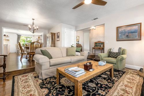 100 Cyn Rim Dr, Folsom CA 95630-2034 exterior