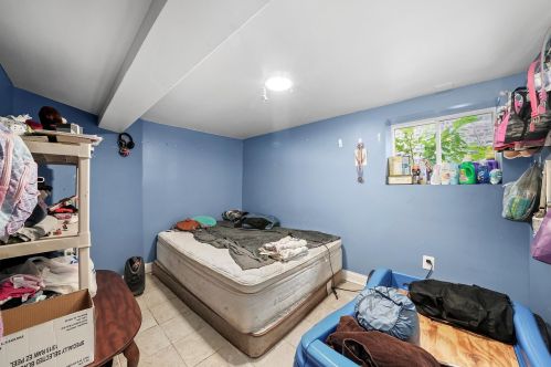 7235 Washtenaw Ave, Chicago IL  60645-1435 exterior