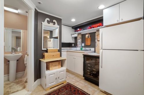 104 Revere St, Boston MA exterior