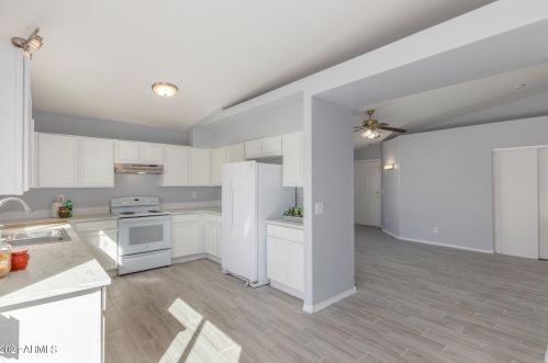 3122 89 Ave, Phoenix AZ 85037-2943 exterior