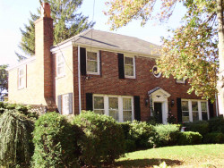 159 Clark St, Newton, MA 02459-2426