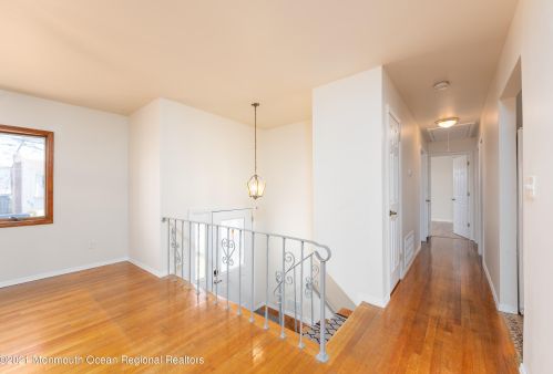 12 Crk Rd, Hazlet NJ 07730-2205 exterior