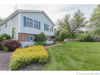 332 Jobs Hill Rd, Ellington, CT 06029-2210