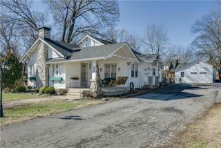 300 Hazelwood Dr, Smyrna, TN 37167-3004