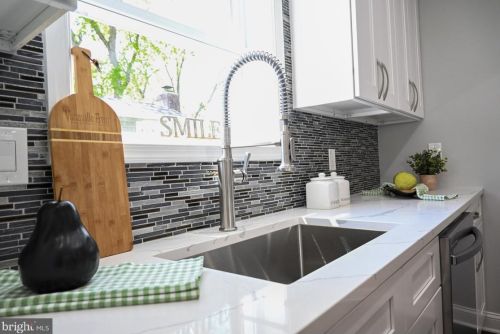 10208 Calumet Dr, Silver Spring MD  20901-4602 exterior