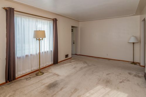 559 Oakcrest St, Wyoming MI exterior